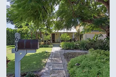 680 8th Ave S, Naples, FL 34102 - Photo 4