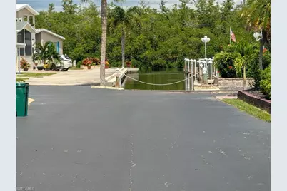 777 Walkerbilt Rd, Naples, FL 34110 - Photo 4