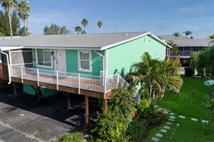 202 Broadway St E, Everglades City, FL 34139 - Photo 2