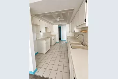 1823 SE 4th St, Cape Coral, FL 33990 - Photo 10