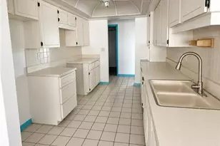 1823 SE 4th St, Cape Coral, FL 33990 - Photo 10
