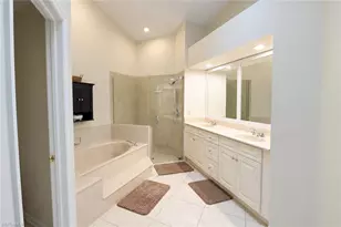 13010 Parktree Ct, Naples, FL 34110 - Photo 10