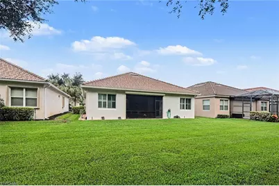 10534 Yorkstone Dr, Bonita Springs, FL 34135 - Photo 26