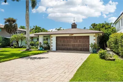 510 96th Ave N, Naples, FL 34108 - Photo 2
