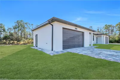 243-245 Greenbriar Blvd, Lehigh Acres, FL 33972 - Photo 20