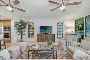 275 Indies Way, Naples, FL 34110 - Photo 4
