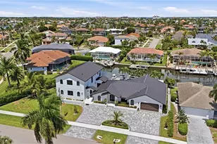 910 Beaver Ct, Marco Island, FL 34145 - Photo 44