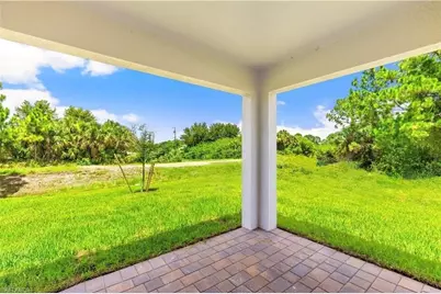 9016 Lawn Ct, Labelle, FL 33935 - Photo 14