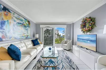 1300 Gulf Shore Blvd N #509, Naples, FL 34102 - Photo 4