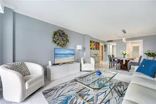1300 Gulf Shore Blvd N, Naples, FL 34102 - Photo 6