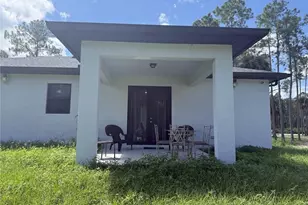 2065 18th Ave NE, Naples, FL 34120 - Photo 10