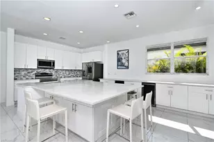 8213 Laurel Lakes Blvd, Naples, FL 34119 - Photo 16