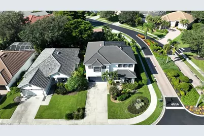 8213 Laurel Lakes Blvd, Naples, FL 34119 - Photo 8