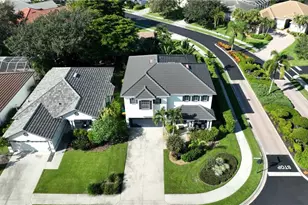 8213 Laurel Lakes Blvd, Naples, FL 34119 - Photo 8