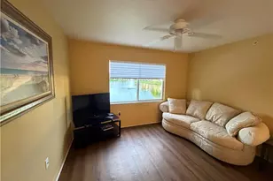 8274 Key Royal Cir, Naples, FL 34119 - Photo 12