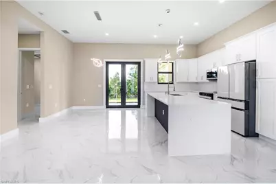 2813 19th St SW, Lehigh Acres, FL 33976 - Photo 8