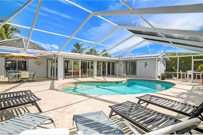 1072 Wisconsin Dr, Naples, FL 34103 - Photo 20
