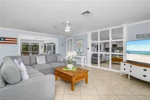 1072 Wisconsin Dr, Naples, FL 34103 - Photo 8
