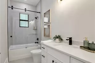 1343 12th St N, Naples, FL 34102 - Photo 30