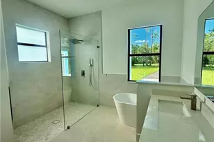 3144 10th Ave NE, Naples, FL 34120 - Photo 8