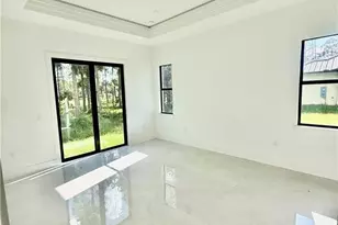 3144 10th Ave NE, Naples, FL 34120 - Photo 6