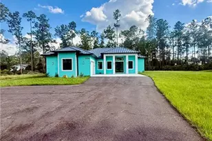 3206 10th Ave NE, Naples, FL 34120 - Photo 2