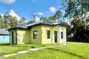 3144 10th Ave NE, Naples, FL 34120 - Photo 2