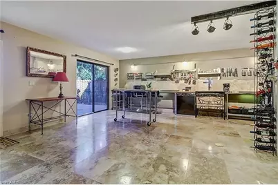 4033 Sandlewood Ln #3, Fort Myers, FL 33907 - Photo 2