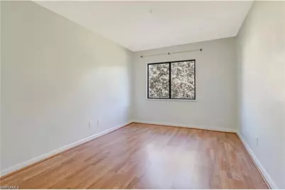 4033 Sandlewood Ln #3, Fort Myers, FL 33907 - Photo 14