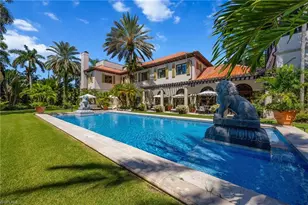 3200 Green Dolphin Ln, Naples, FL 34102 - Photo 6