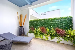 210 8th St S, Naples, FL 34102 - Photo 26