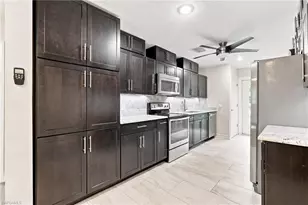 1117 Shady Rest Ln, Naples, FL 34103 - Photo 4