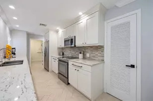 1236 13th Ave N, Naples, FL 34102 - Photo 10