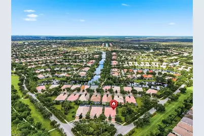 15410 Remora Dr, Bonita Springs, FL 34135 - Photo 2
