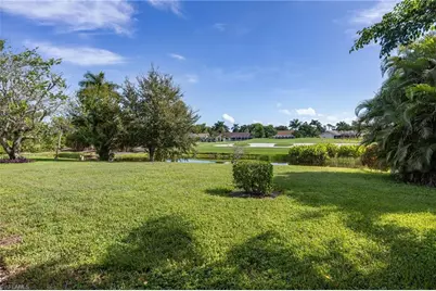 379 Torrey Pines Pt, Naples, FL 34113 - Photo 20