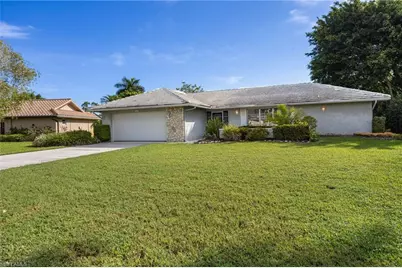 379 Torrey Pines Pt, Naples, FL 34113 - Photo 2