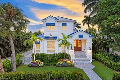 844 8th St S, Naples, FL 34102 - Photo 1