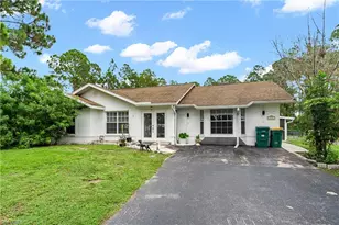 280 14th St SE, Naples, FL 34117 - Photo 2