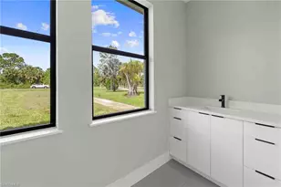 2610 4th St NW, Naples, FL 34120 - Photo 26