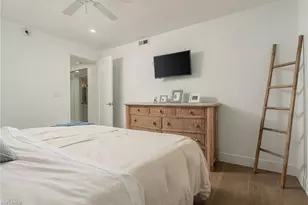 1100 8th Ave S, Naples, FL 34102 - Photo 12