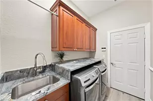 8806 Spinner Cove Ln, Naples, FL 34120 - Photo 30