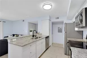 2214 Arbour Walk Cir, Naples, FL 34109 - Photo 2