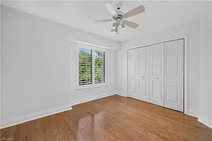 27008 Oakwood Lake Dr, Bonita Springs, FL 34134 - Photo 32