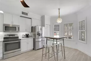 401 Bayfront Pl, Naples, FL 34102 - Photo 2