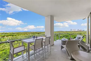 6897 Grenadier Blvd, Naples, FL 34108 - Photo 6