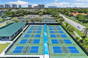 6897 Grenadier Blvd, Naples, FL 34108 - Photo 46