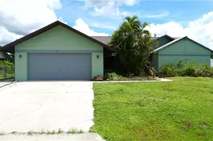 127 SE 12th Pl, Cape Coral, FL 33990 - Photo 1