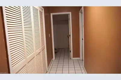 127 SE 12th Pl, Cape Coral, FL 33990 - Photo 16