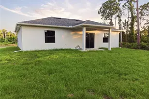 923 Milwaukee Blvd, Lehigh Acres, FL 33974 - Photo 30