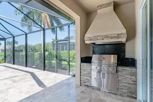 9392 Copper Rock Ct, Naples, FL 34120 - Photo 8